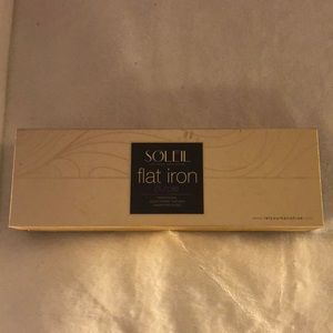 Purple Soleil flat iron